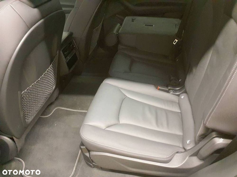 Audi Q7 - 6