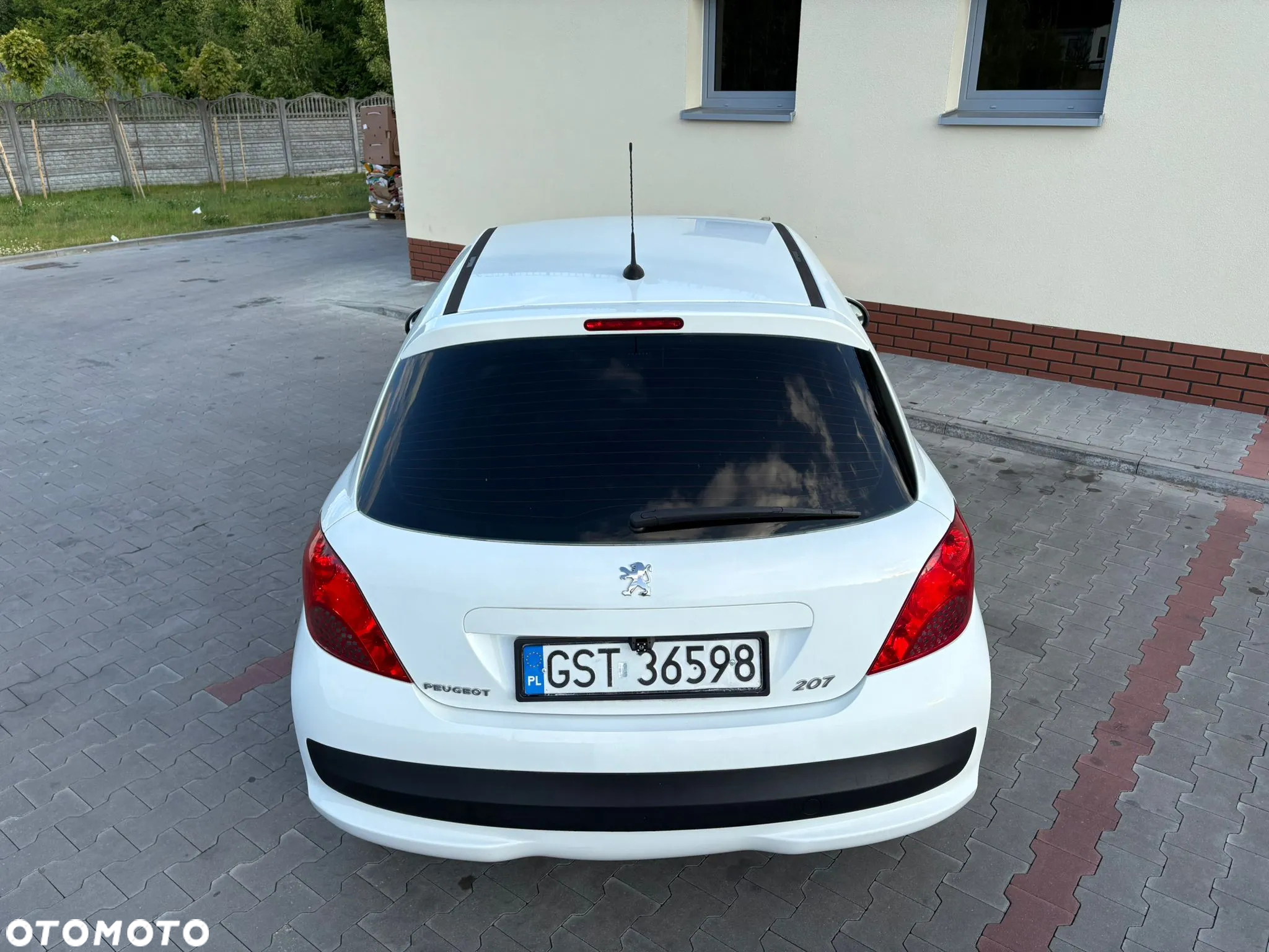 Peugeot 207 1.4 HDi Trendy - 12