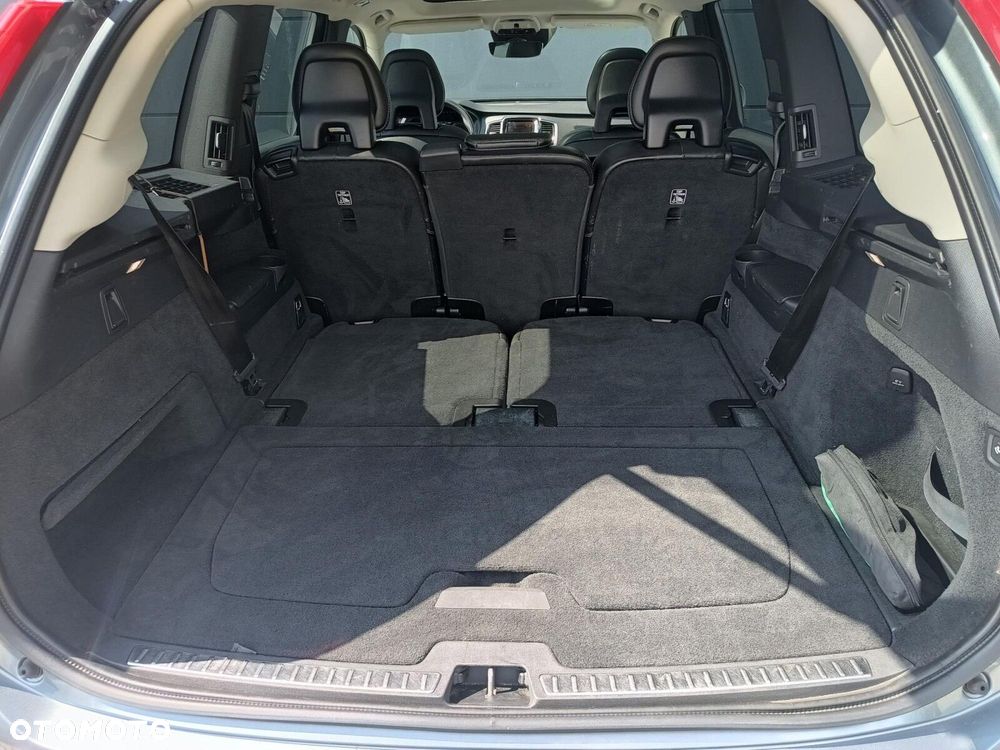 Volvo XC 90 T8 AWD Plug-In Hybrid Inscription 7os - 9