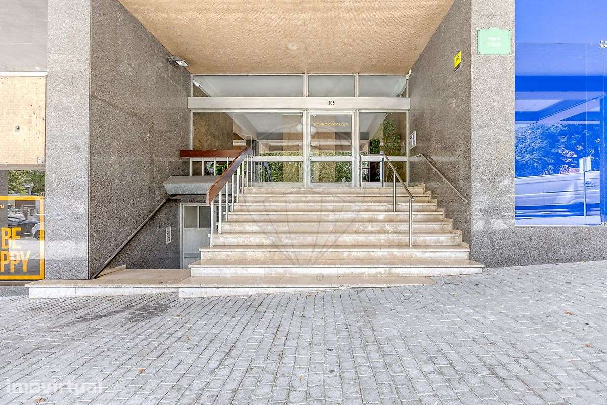 Apartamento T4 para arrendamento - Grande imagem: 2/31