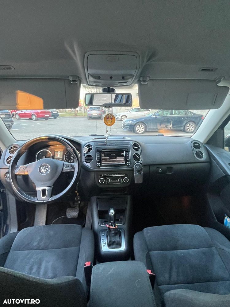 Volkswagen Tiguan - 5