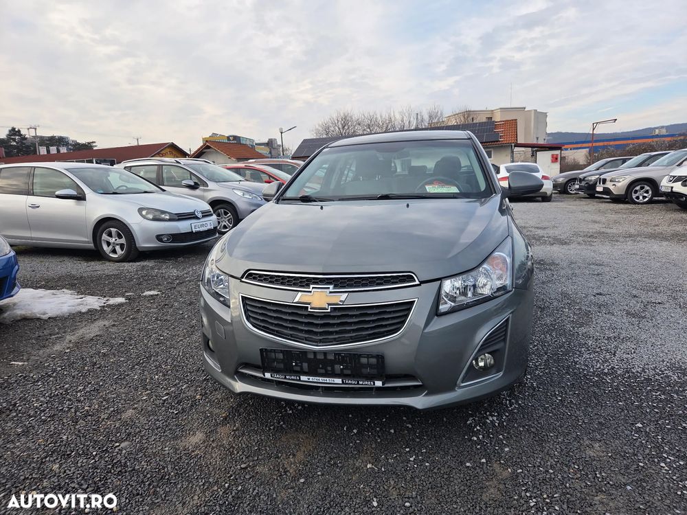 Chevrolet Cruze 2.0 LS - 5