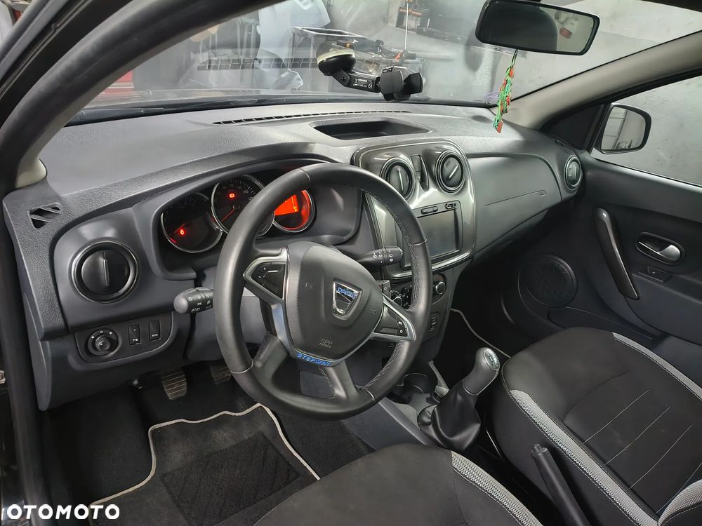 Dacia Sandero - 11