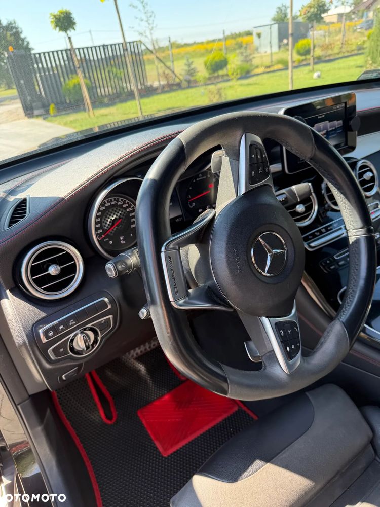 Mercedes-Benz GLC - 11
