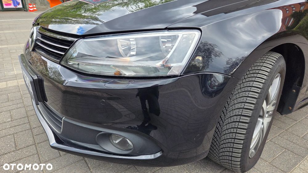 Volkswagen Jetta - 10