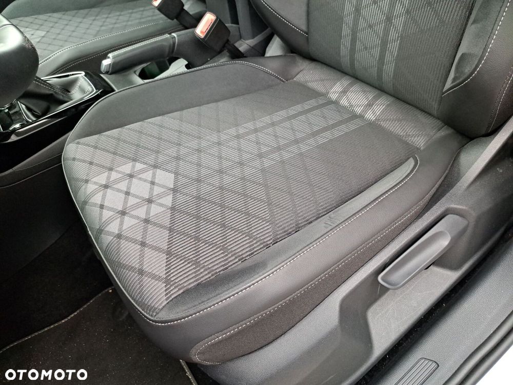 Volkswagen T-Cross - 19