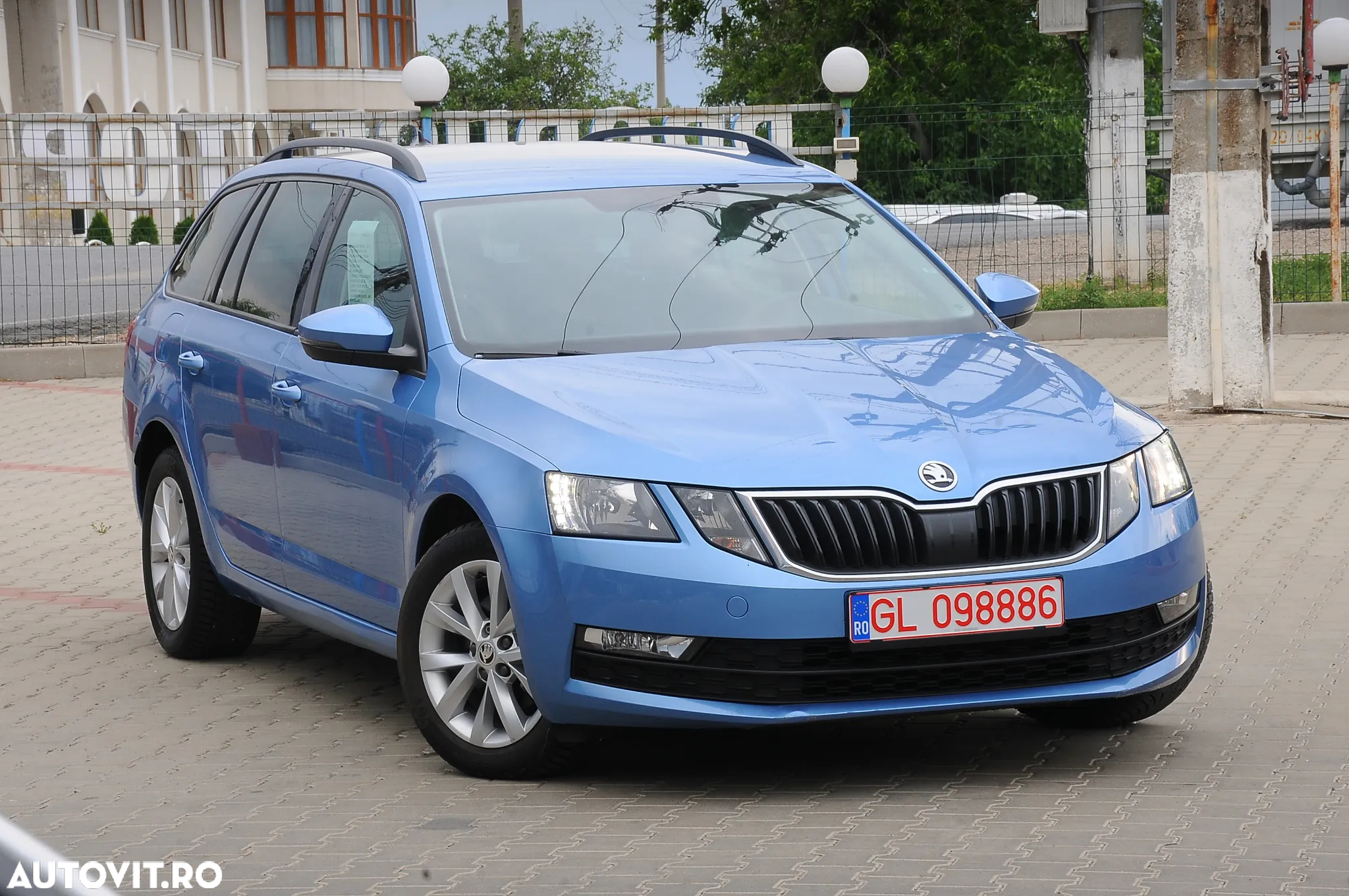 Skoda Octavia Combi 1.2 TSI Green tec DSG Edition - 2
