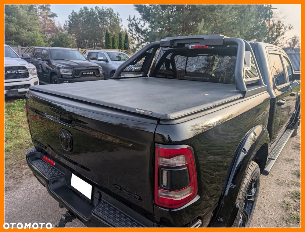 RAM 1500 Crew Cab Laramie - 9