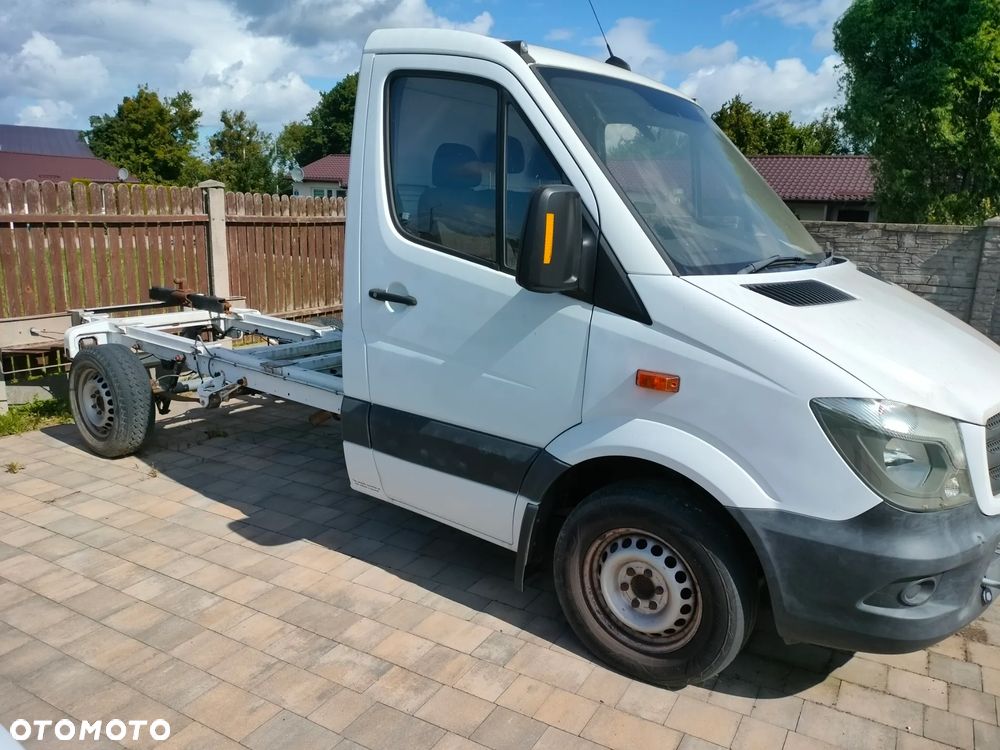 Mercedes-Benz Sprinter - 1