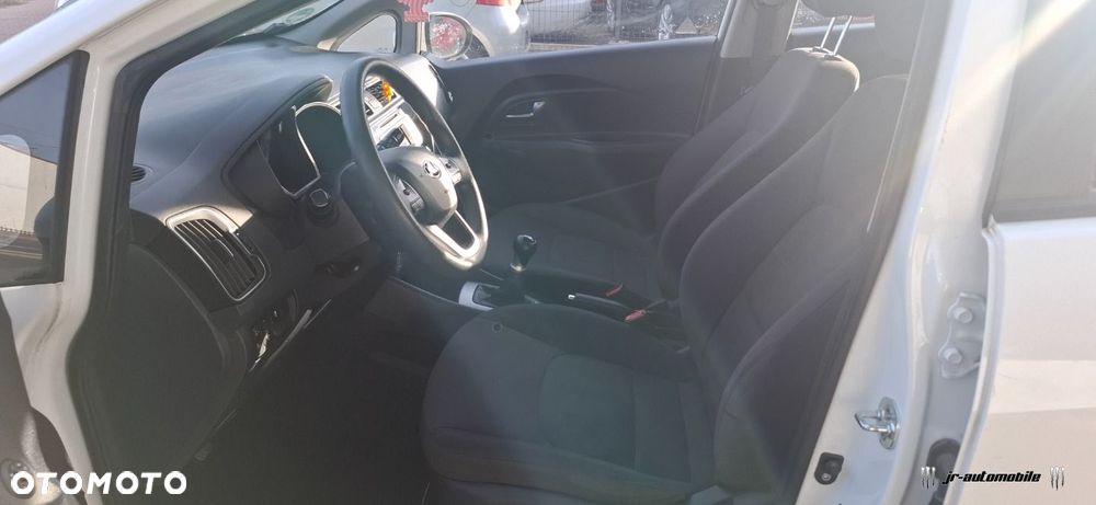 Kia Rio 1.2 Edition 7 - 13