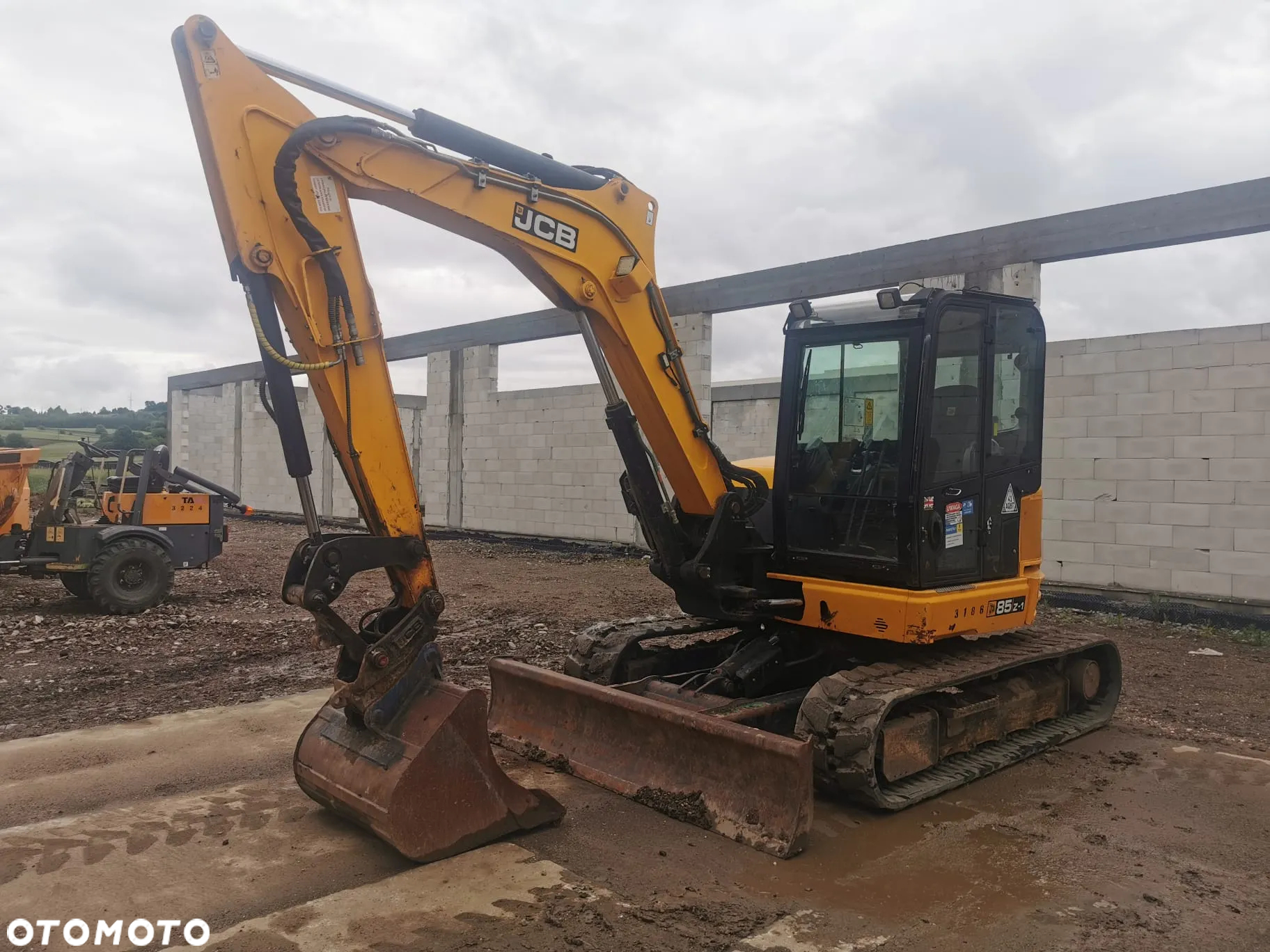 JCB 85Z-1 - 5
