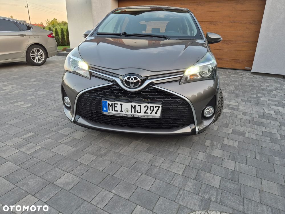 Toyota Yaris 1.33 VVT-i Lounge - 26