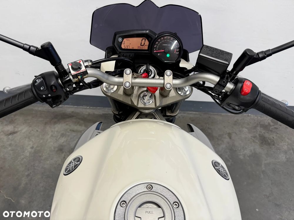 Yamaha XJ - 38