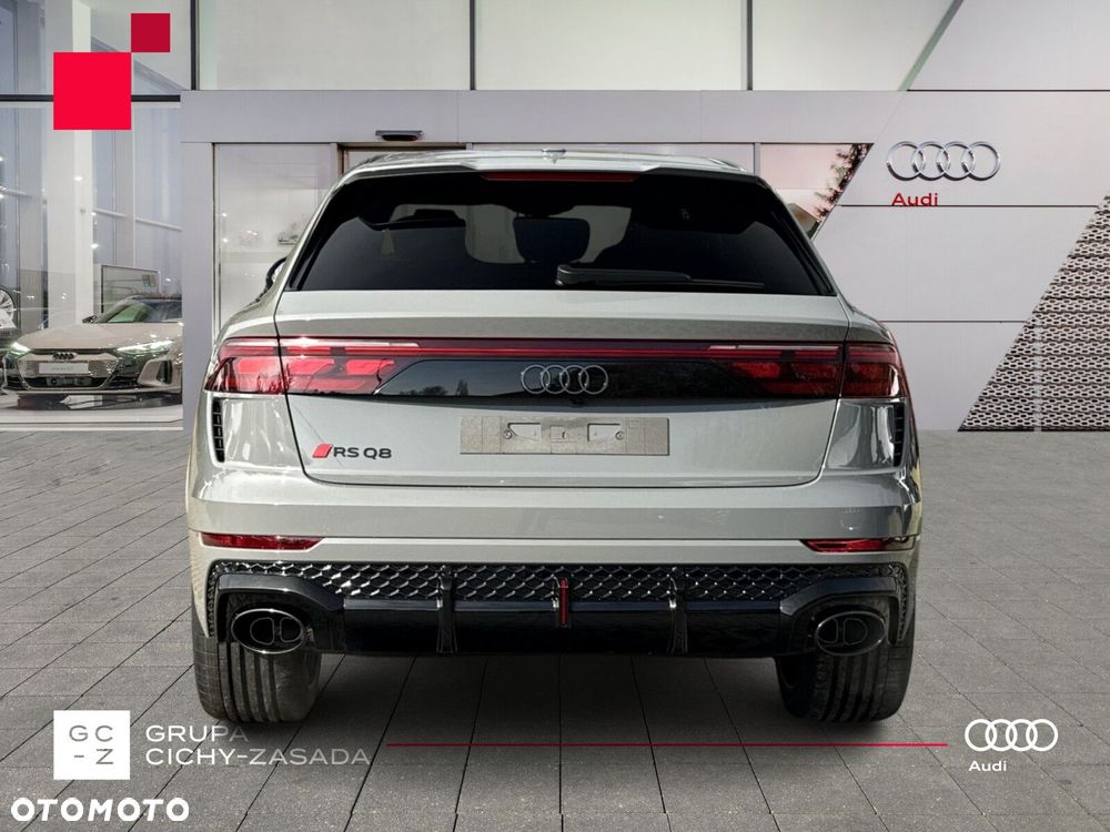 Audi RS Q8 - 4