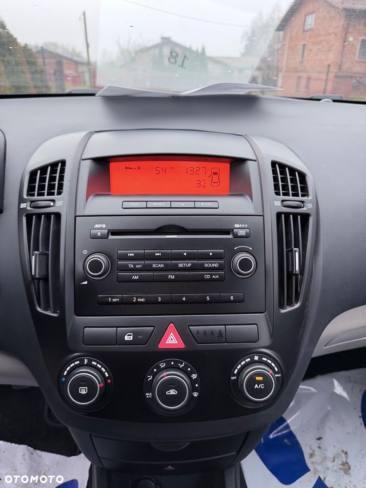 Kia Ceed 1.6 CVVT LX - 15