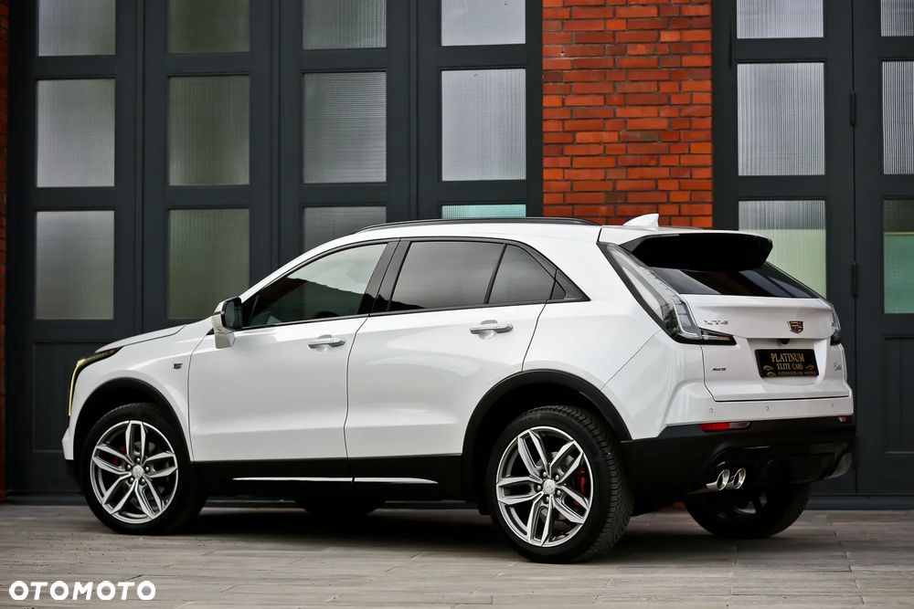 Cadillac XT4 350D AWD Launch Edition Sport - 12