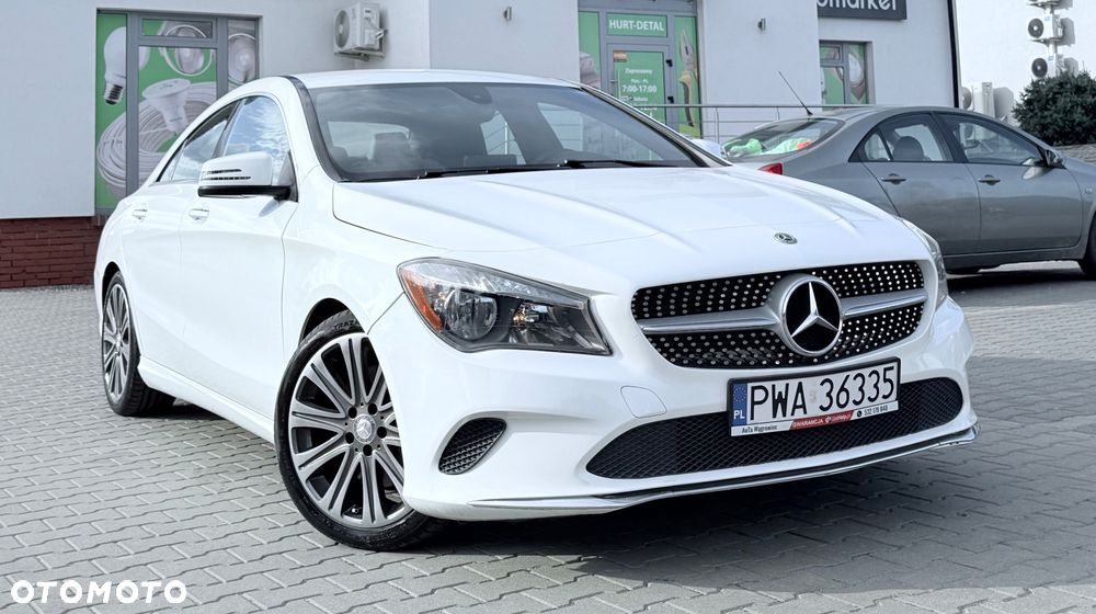 Mercedes-Benz CLA - 13