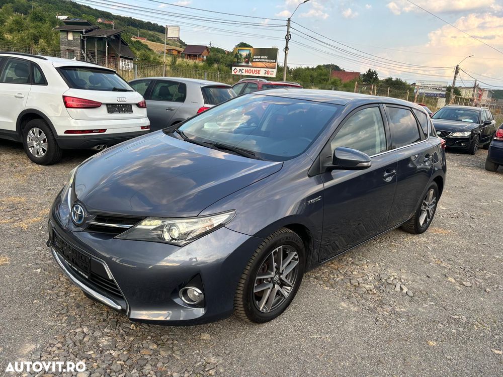 Toyota Auris - 4