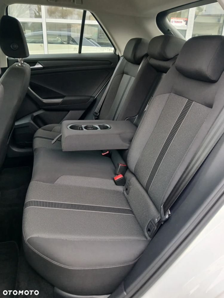 Volkswagen T-Roc 1.5 TSI Life - 26
