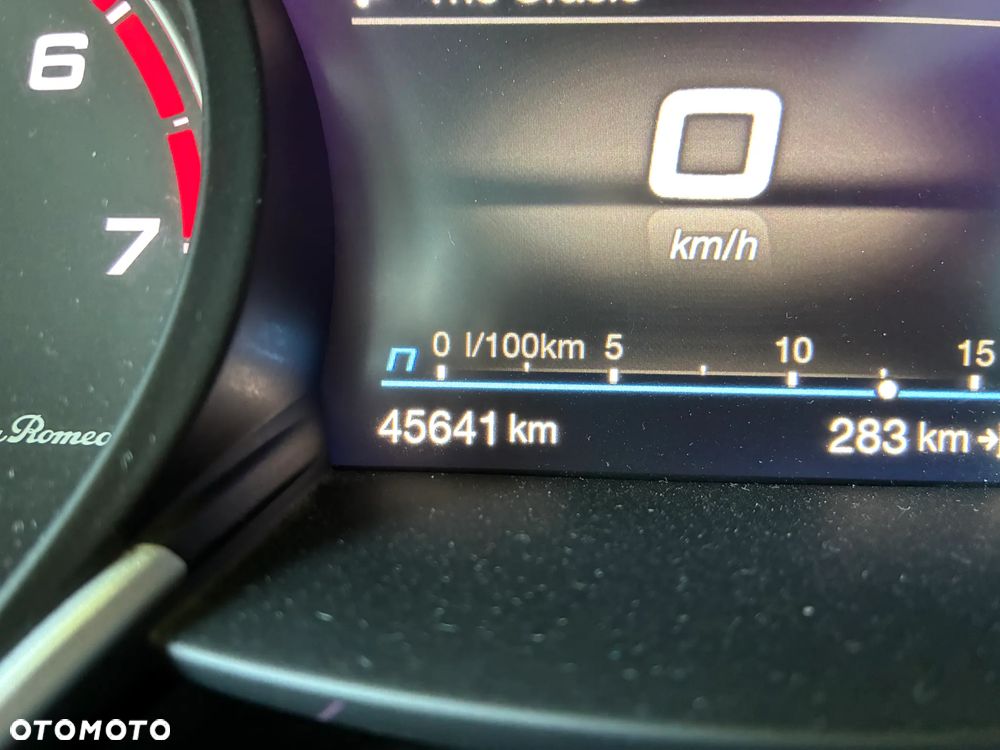 Alfa Romeo Giulia 2.0 Turbo TI Q4 - 1