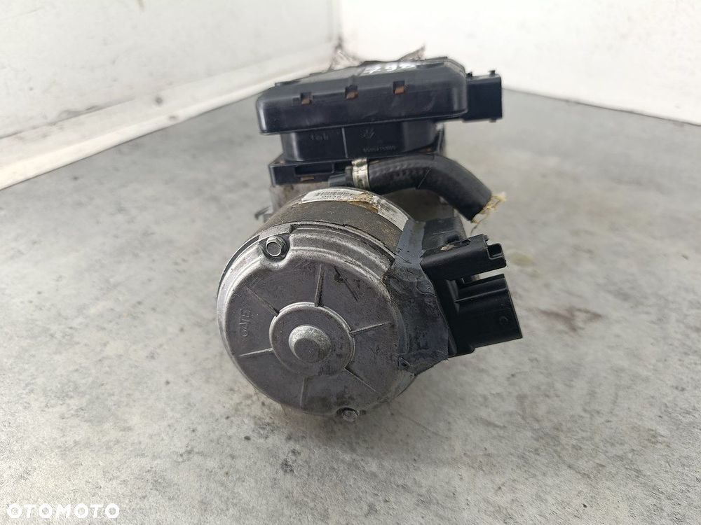 POMPA ZAWIESZENIA CITROEN C5 II 5002074  963671388000 GATE  2.0 HDI - 9