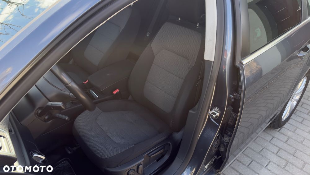 Volkswagen Passat 1.6 TDI BlueMotion Technology Comfortline - 13