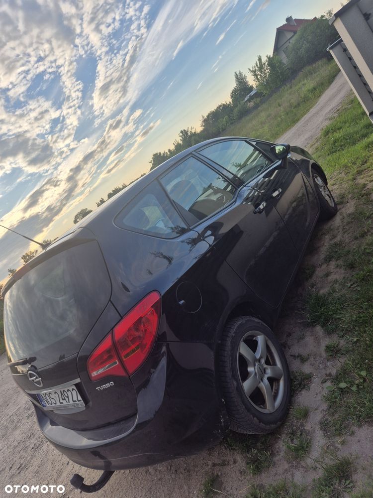Opel Meriva - 8