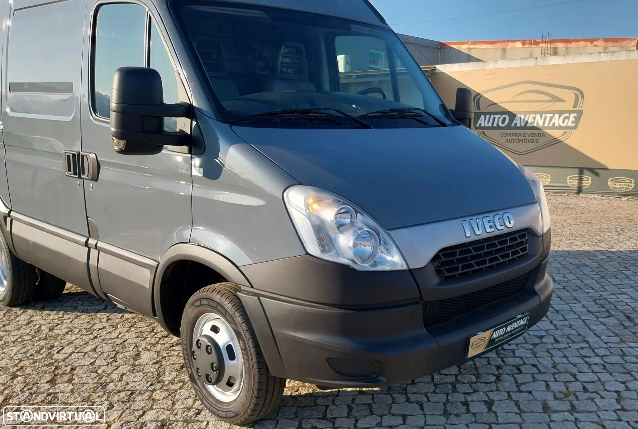 Iveco DAILY  35C17 RODADO DUPLO - 19