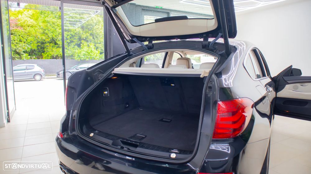 BMW 520 Gran Turismo d Line Luxury - 13