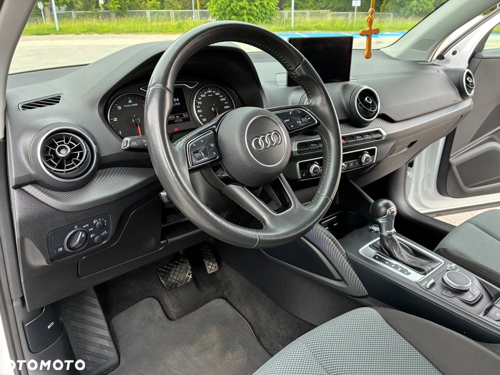 Audi Q2 1.6 TDI Sport S tronic - 10