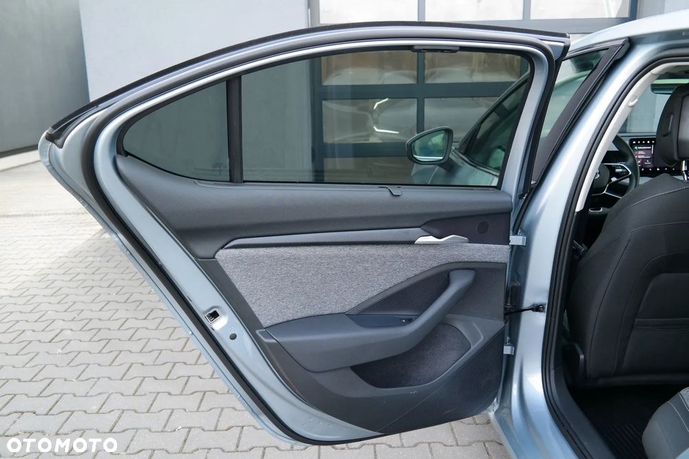 Skoda Superb 1.5 TSI mHEV DSG Selection - 24