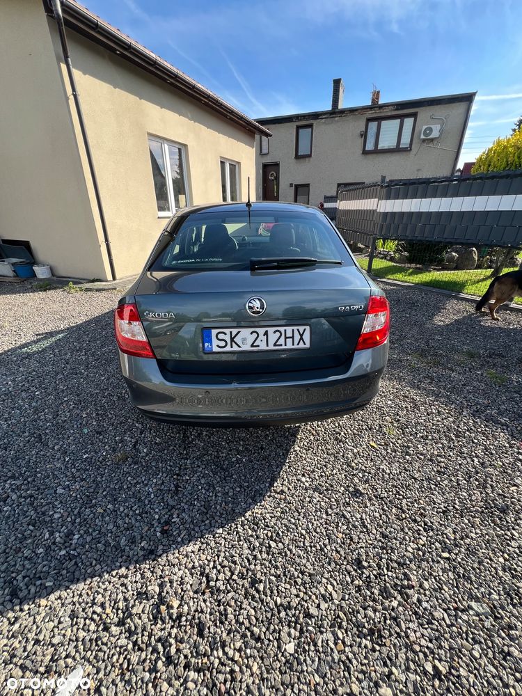 Skoda RAPID 1.2 TSI Ambition DSG - 4