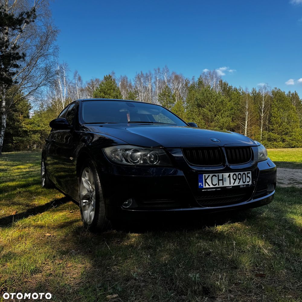 BMW Seria 3 320i - 3