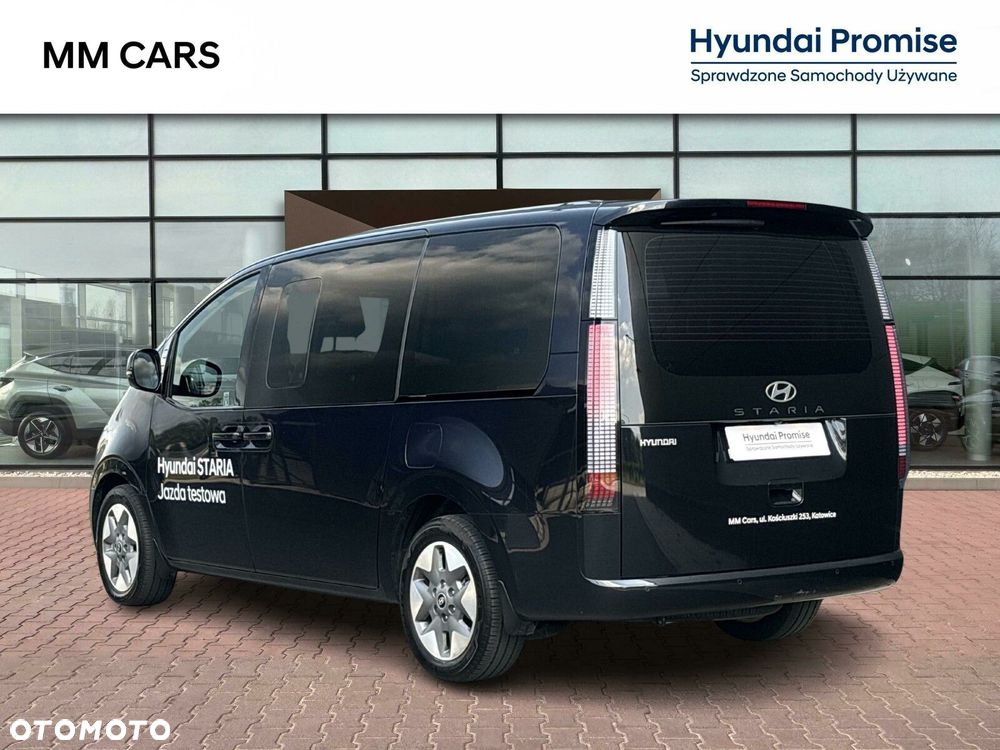 Hyundai Staria - 3