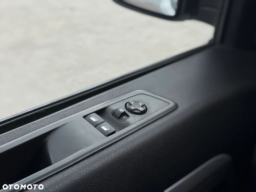 Citroën Jumpy 2.0 HDI 120KM / Long Długi 6-osobowy / Bezwypadkowy / 2x Boczne Drzwi / Zarejestrowany w PL - 27