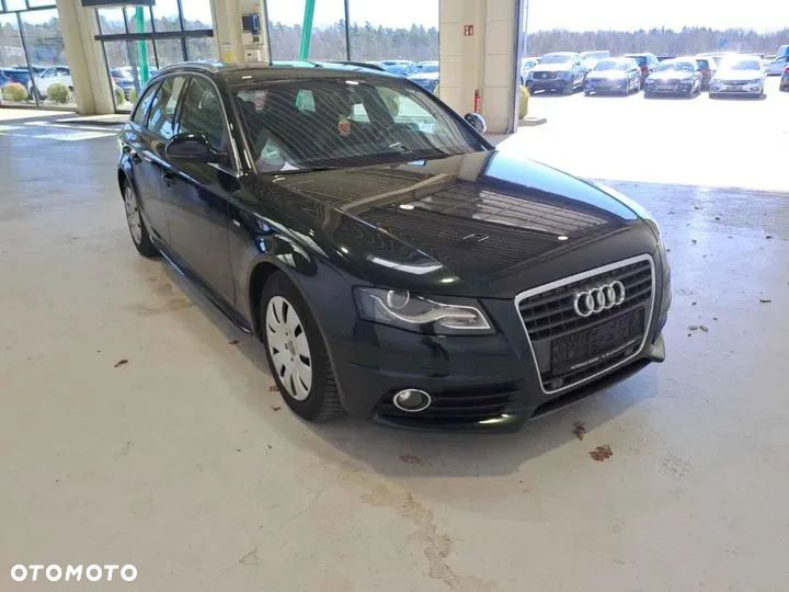 Audi A4 - 1