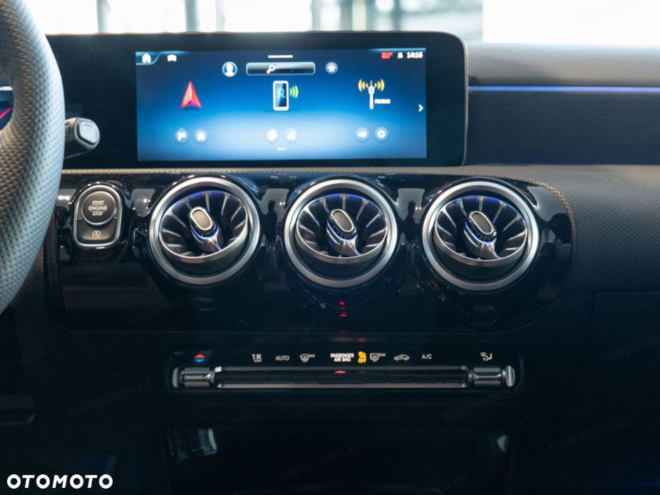 Mercedes-Benz Klasa A 220 4-Matic AMG Line 8G-DCT - 11