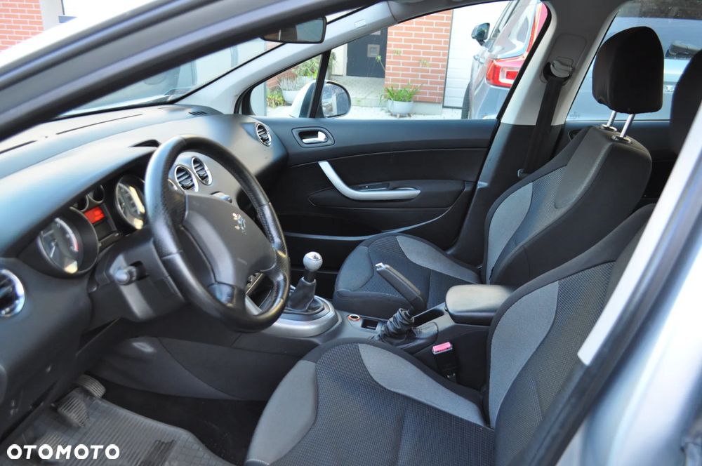 Peugeot 308 1.6 Premium - 7