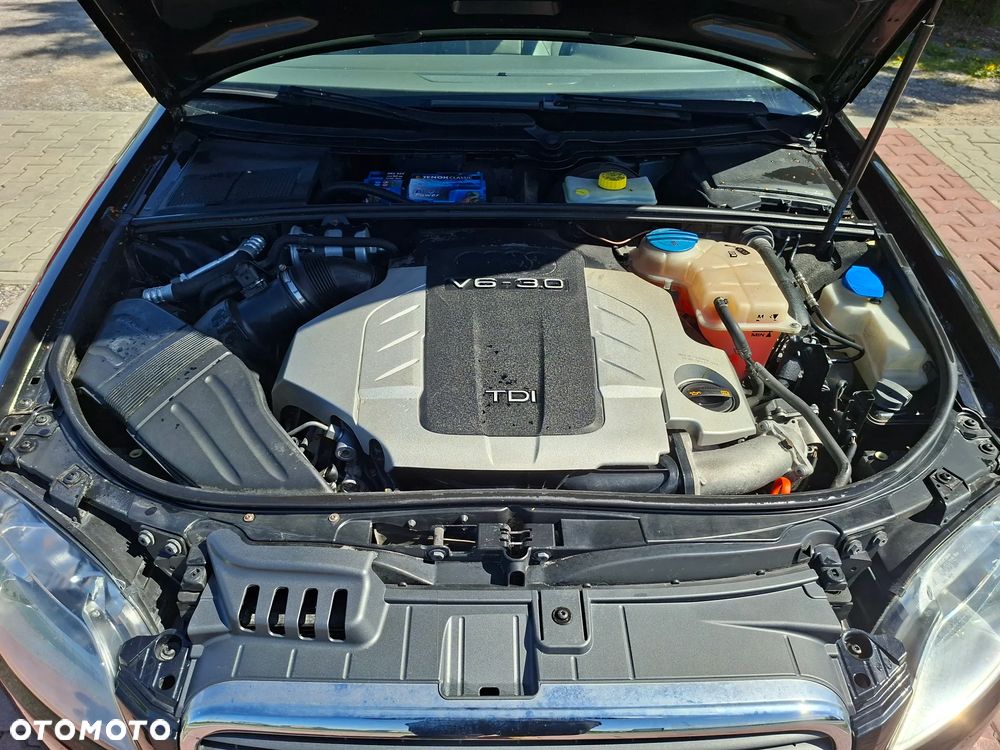 Audi A4 Limousine - 12