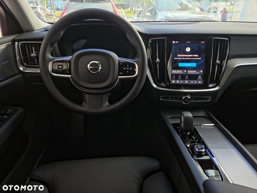 Volvo V60 B4 B Plus Dark - 11