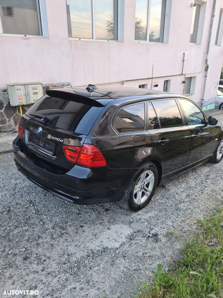 BMW Seria 3 320d - 9