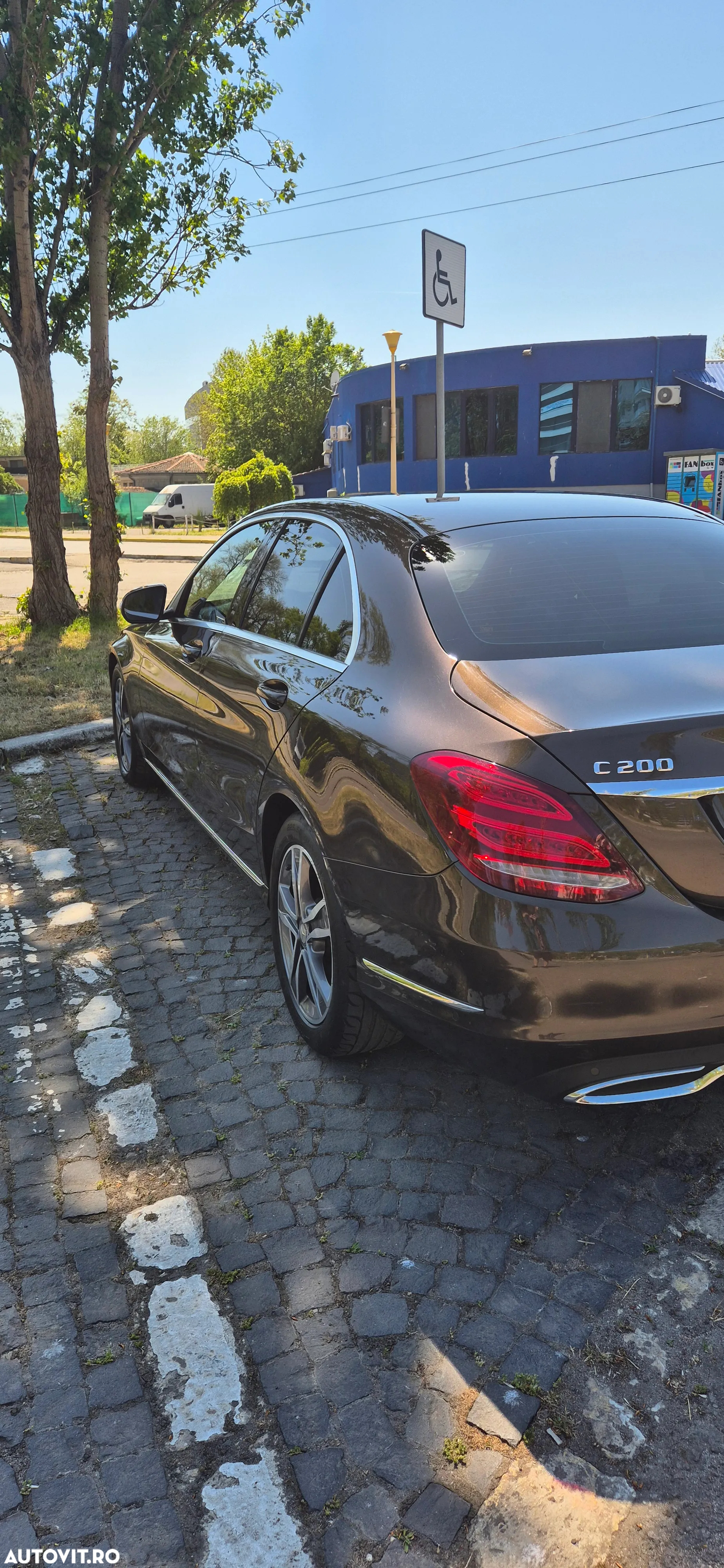 Mercedes-Benz C - 4