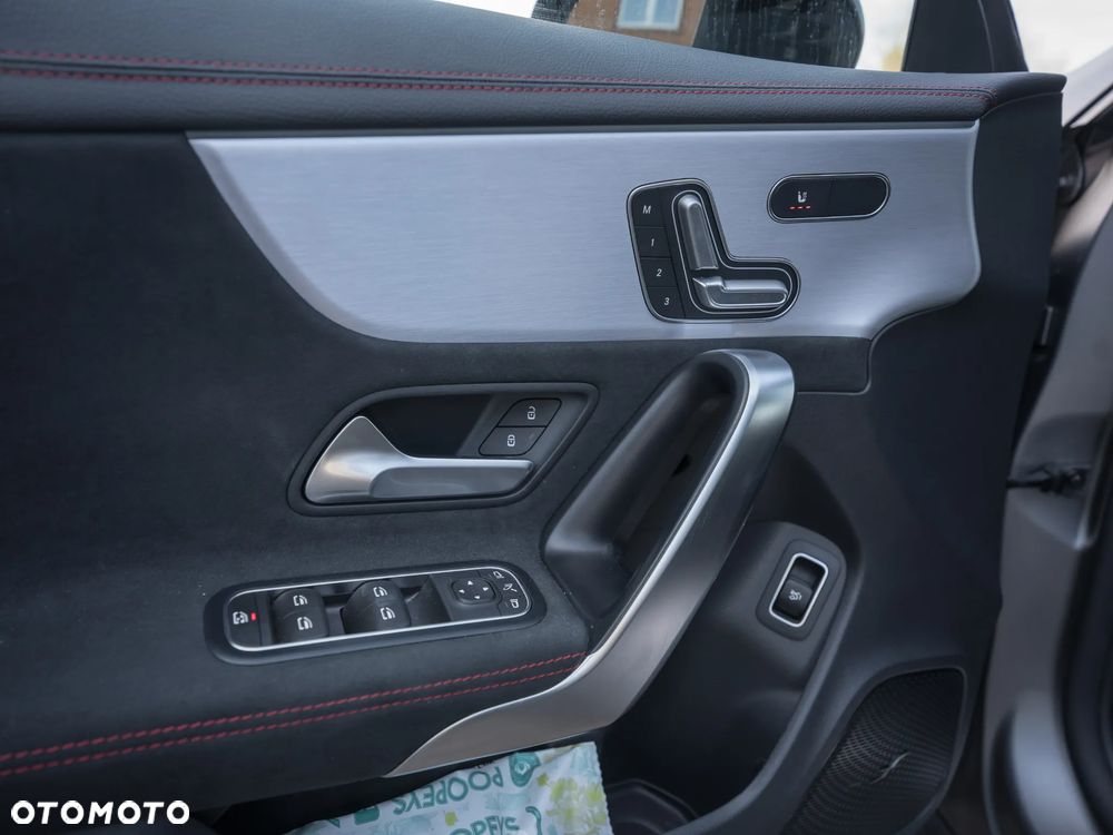 Mercedes-Benz CLA AMG 35 mHEV 4-Matic 8G-DCT - 23
