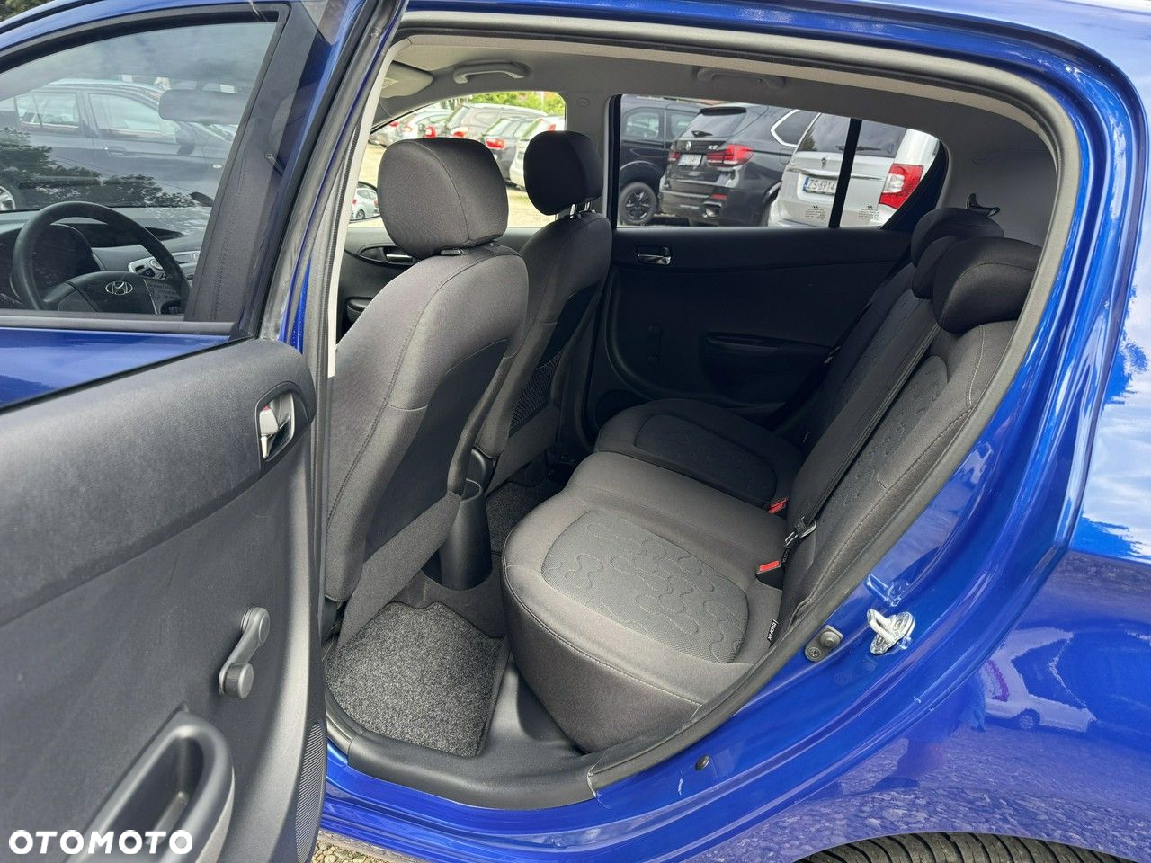 Hyundai i20 - 20