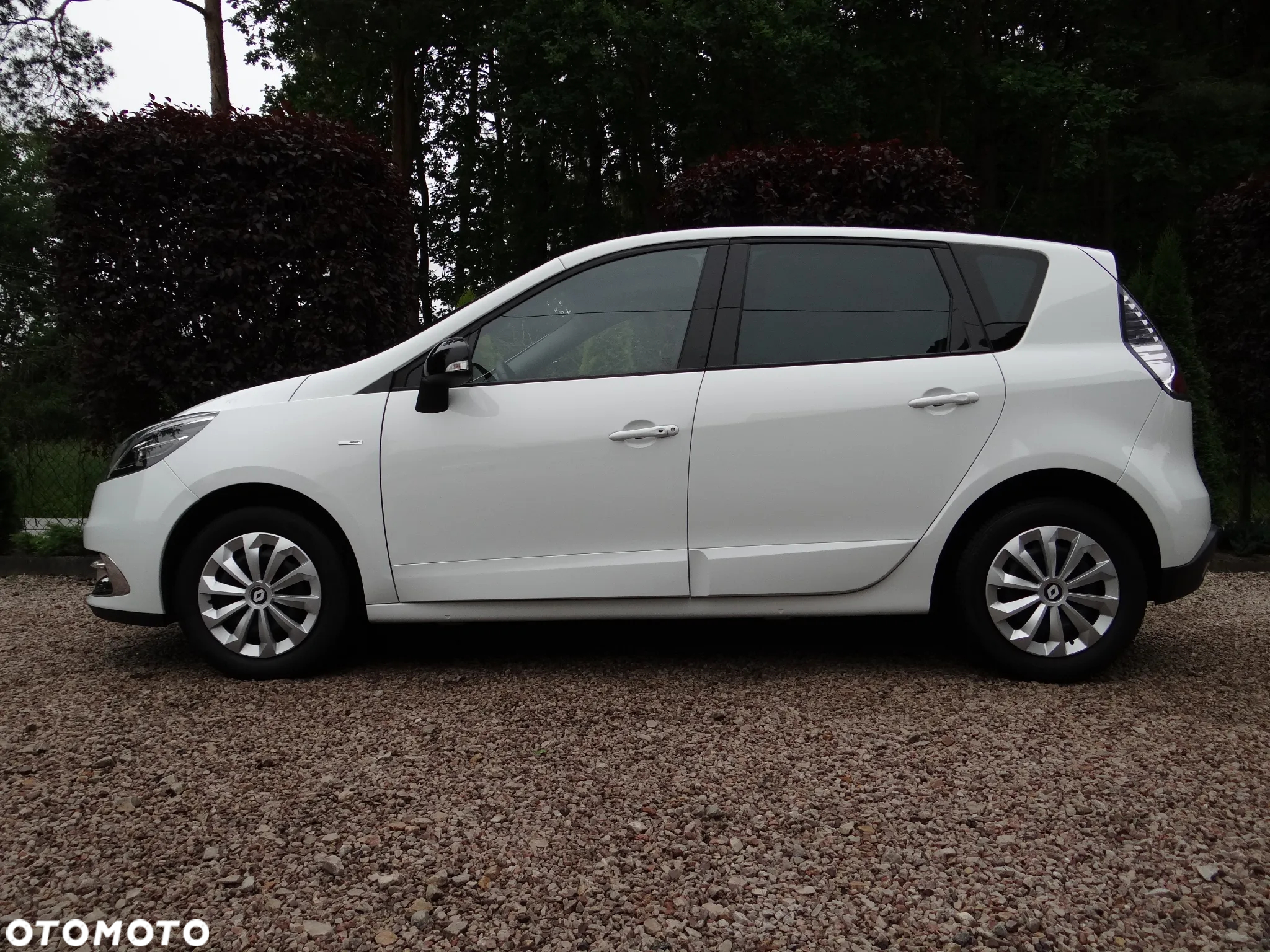 Renault Scenic dCi 110 EDC Bose Edition - 13