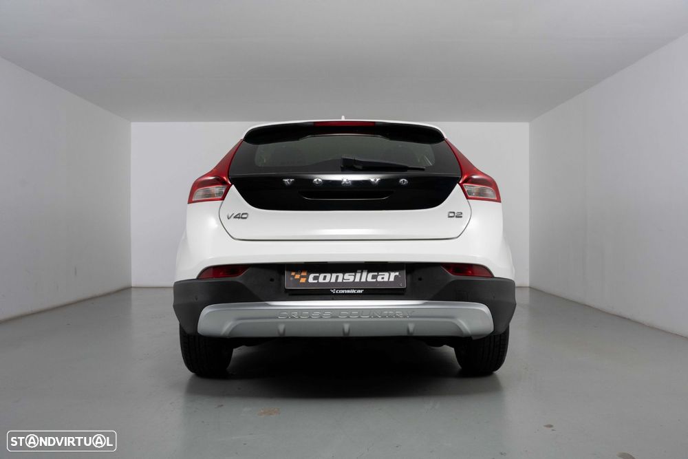 Volvo V40 Cross Country 1.6 D2 Momentum - 4