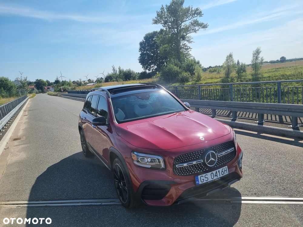 Mercedes-Benz GLB 250 4-Matic AMG Line 8G-DCT - 3