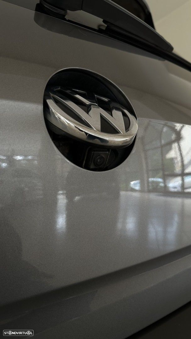 VW Golf R 2.0 TSI OPF 4Motion DSG - 29