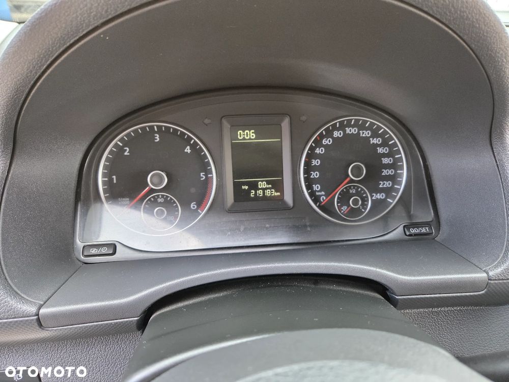 Volkswagen Caddy Comfortline - 13