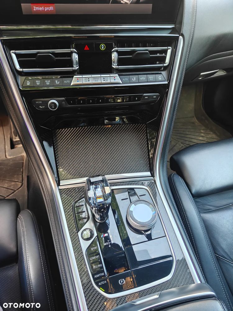 BMW Seria 8 - 17